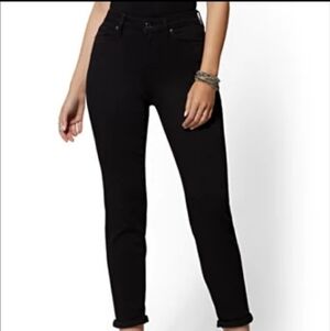 SOHO NY & Co Faded Black Curvy Boyfriend Jeans Size Women's 18